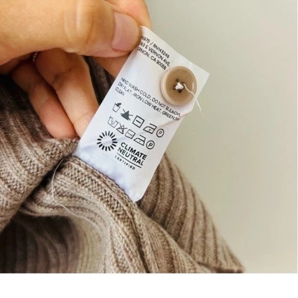 Reformation Fantino Cashmere Collared Cardigan Size XL - Picture 7 of 7